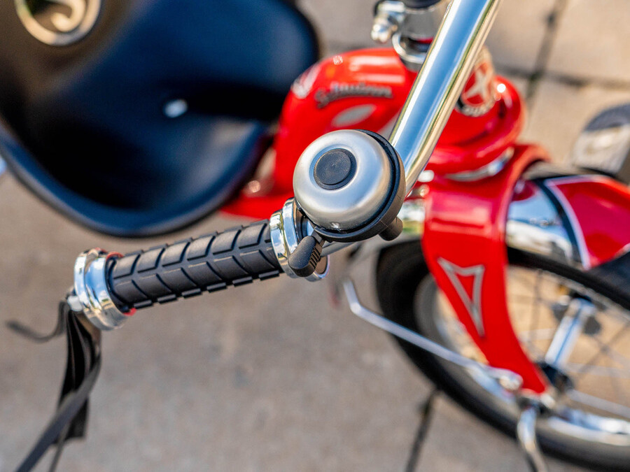 triciclo roadster de 12 pulgadas